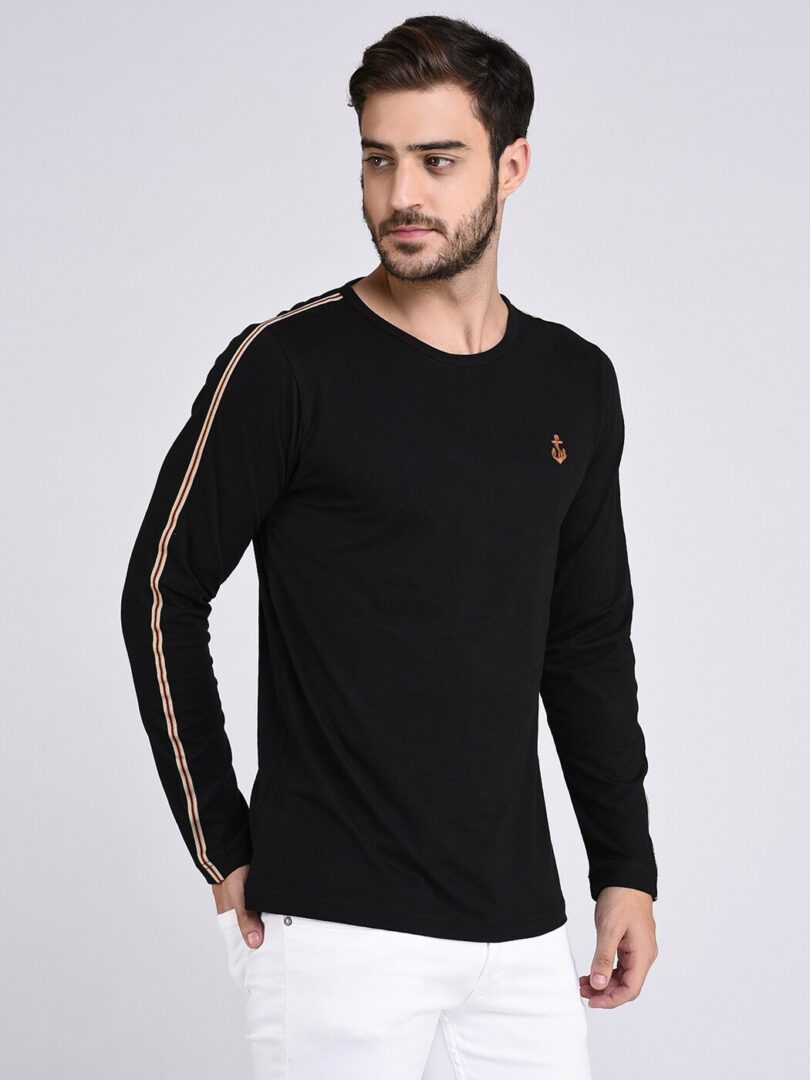 Solid Slim Fit Crew- Neck T-shirt - Image 2